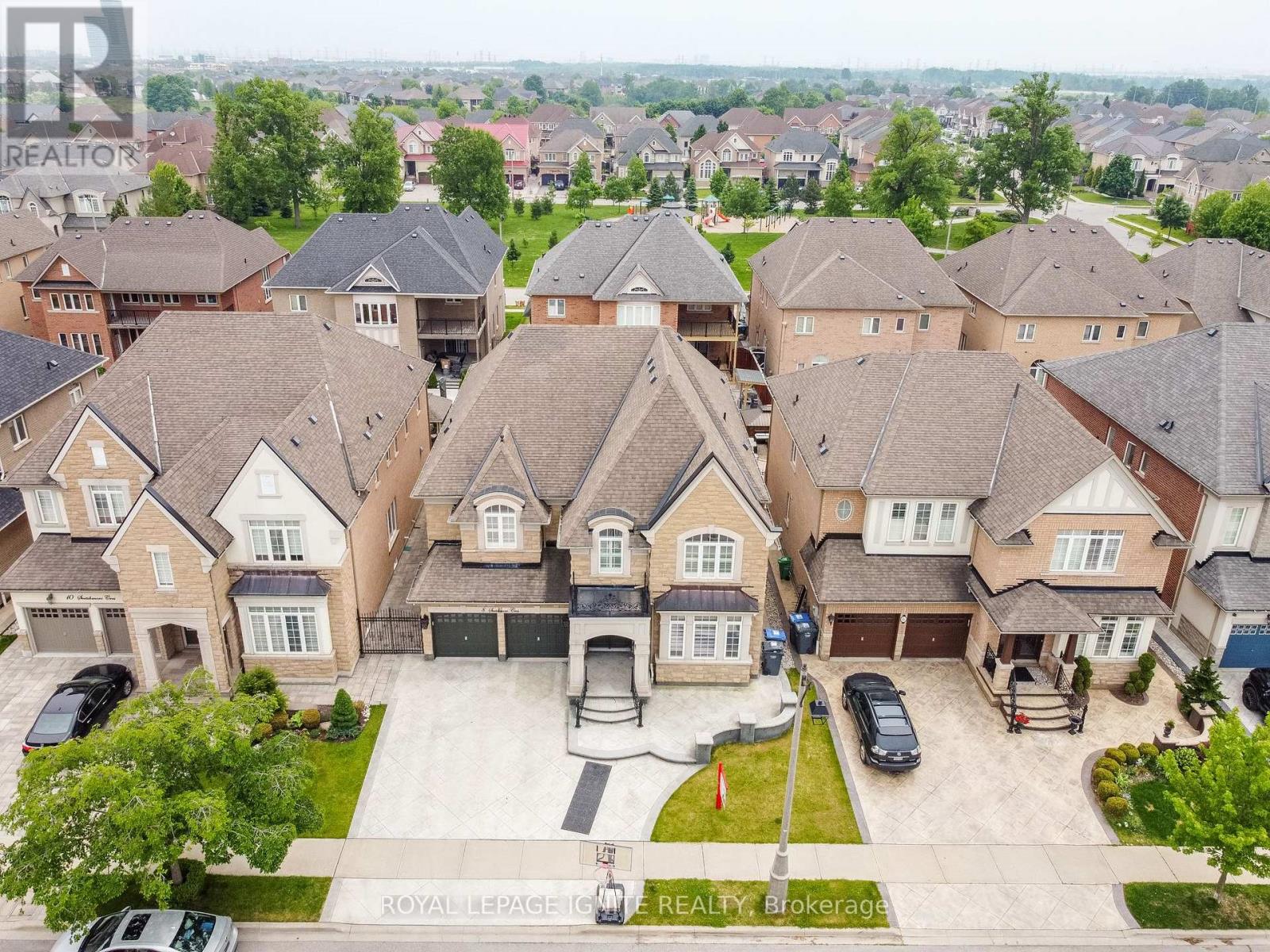 8 Scotchmere Crescent, Brampton, Ontario  L6P 3A7 - Photo 50 - W12204698
