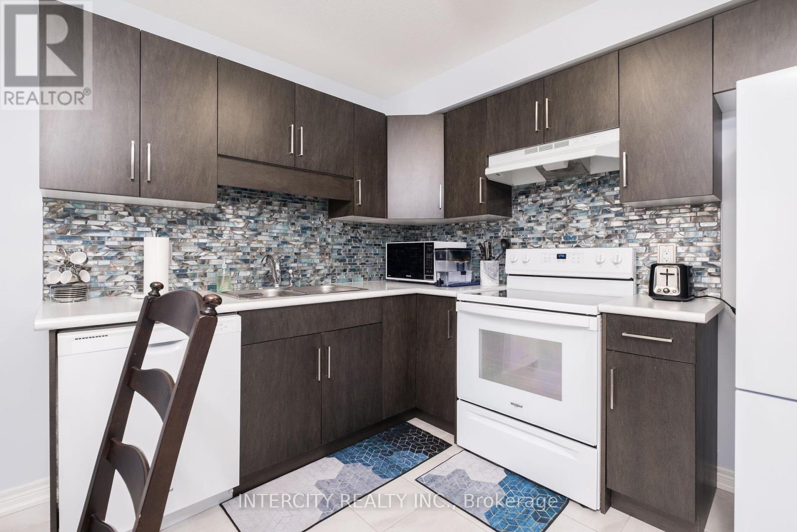 13 - 7945 Oldfield Road, Niagara Falls (Oldfield), Ontario  L2G 0Z4 - Photo 12 - X12206846
