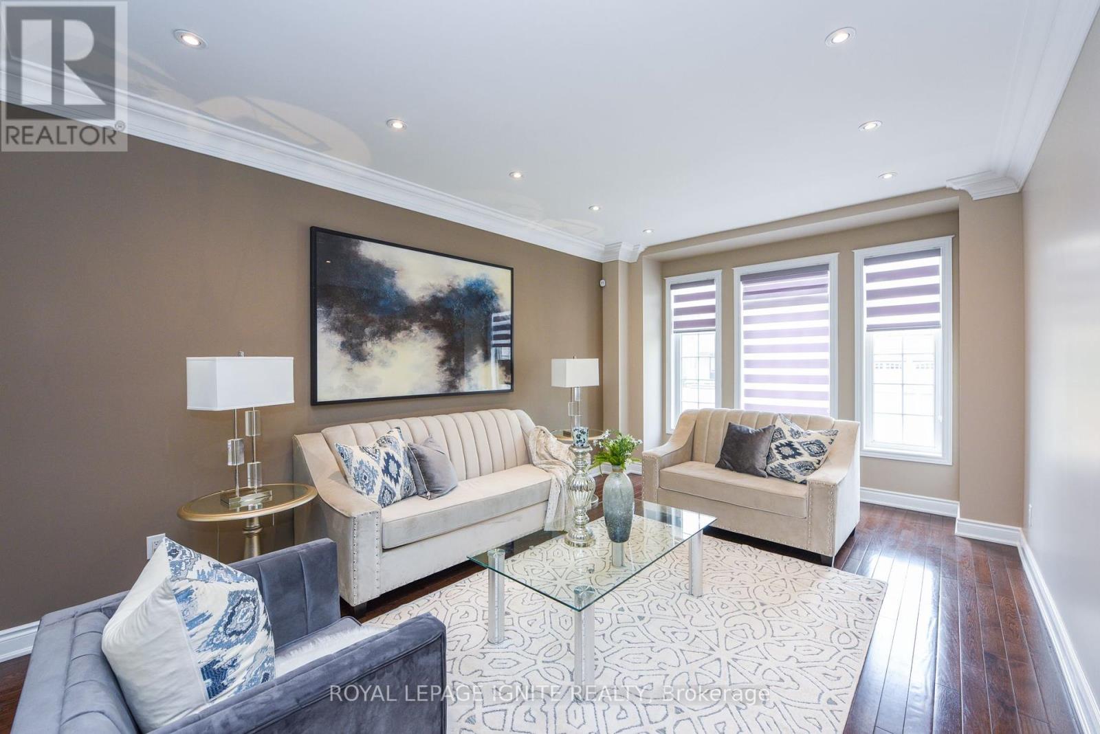 8 Scotchmere Crescent, Brampton, Ontario  L6P 3A7 - Photo 6 - W12204698