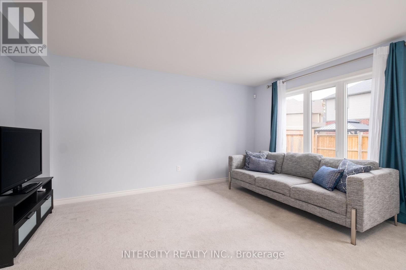 13 - 7945 Oldfield Road, Niagara Falls (Oldfield), Ontario  L2G 0Z4 - Photo 5 - X12206846