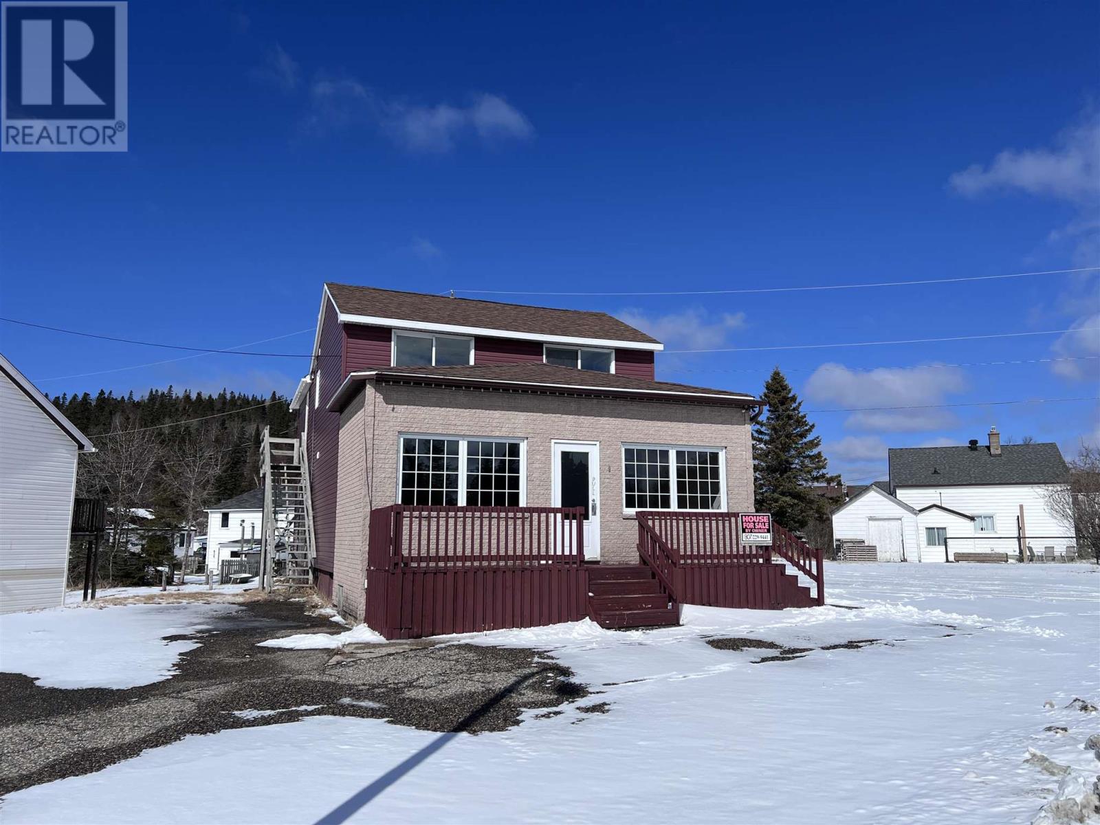 2 Stewart St, Marathon, Ontario  P0T 2E0 - Photo 1 - TB250218