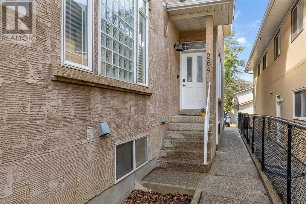 Property at 264 21 Avenue NE image 2