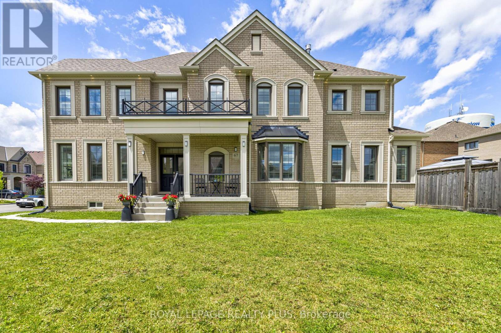 Cres - 67 Tesla Crescent, East Gwillimbury, Ontario  L9N 0T3 - Photo 1 - N12206965