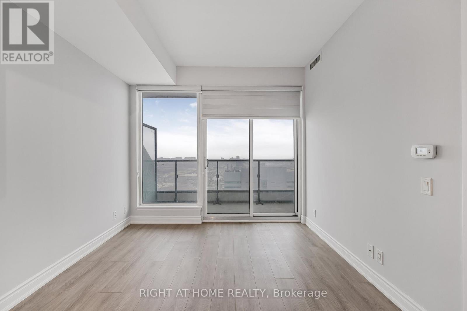 3108 - 5 Buttermill Avenue, Vaughan, Ontario  L4K 0J5 - Photo 11 - N12206993