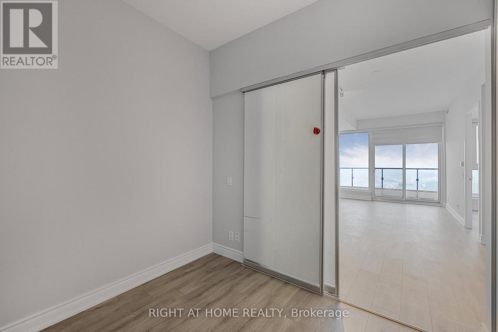 3108 - 5 Buttermill Avenue, Vaughan, Ontario  L4K 0J5 - Photo 15 - N12206993