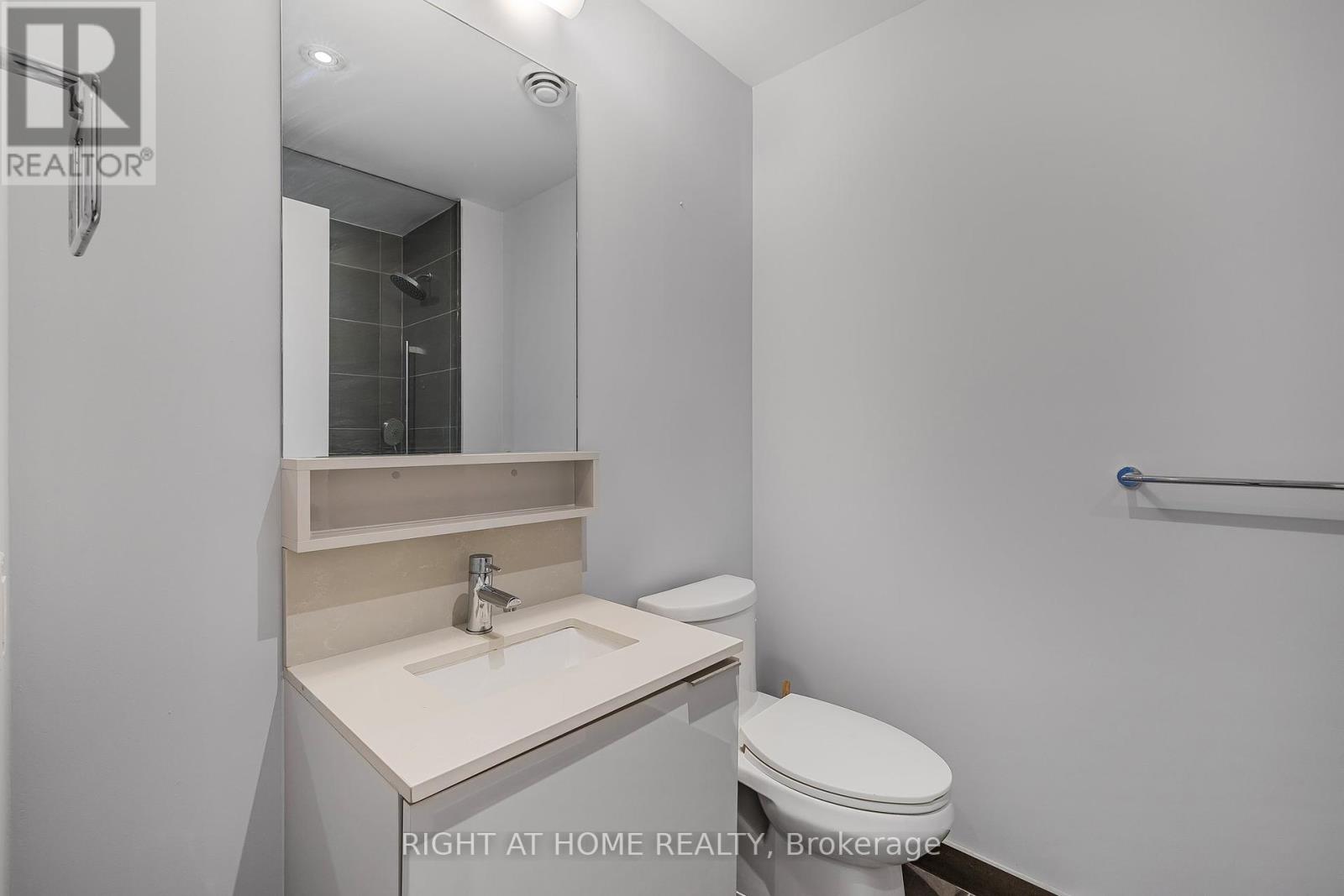 3108 - 5 Buttermill Avenue, Vaughan, Ontario  L4K 0J5 - Photo 16 - N12206993