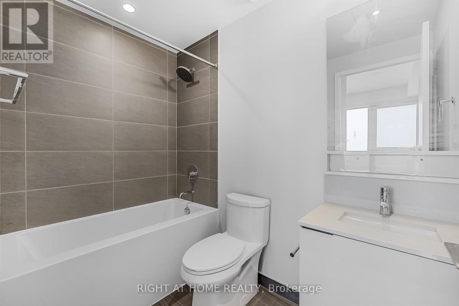 3108 - 5 Buttermill Avenue, Vaughan, Ontario  L4K 0J5 - Photo 21 - N12206993