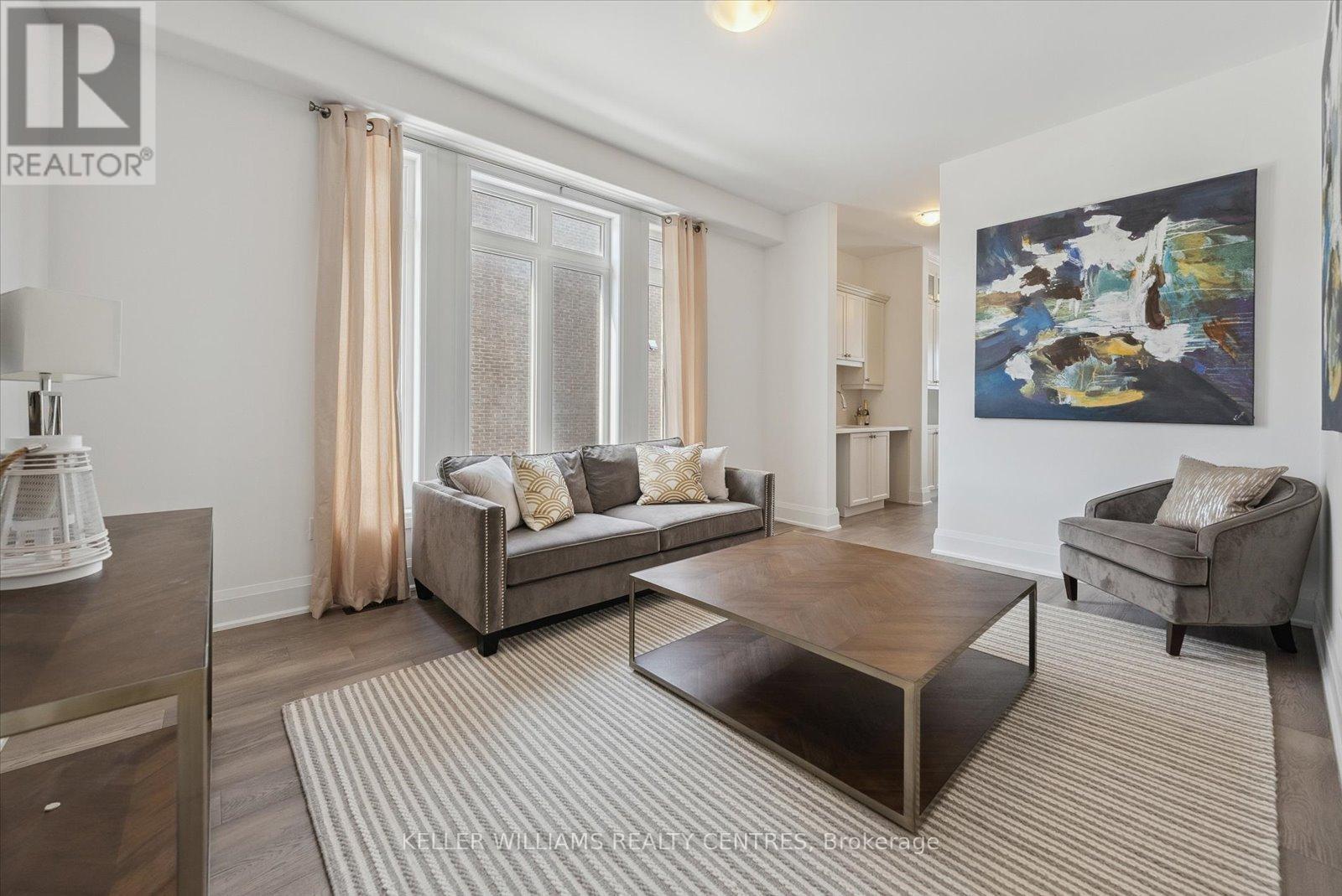 50 Wood Crescent, Essa, Ontario  L3W 0M5 - Photo 8 - N12207006