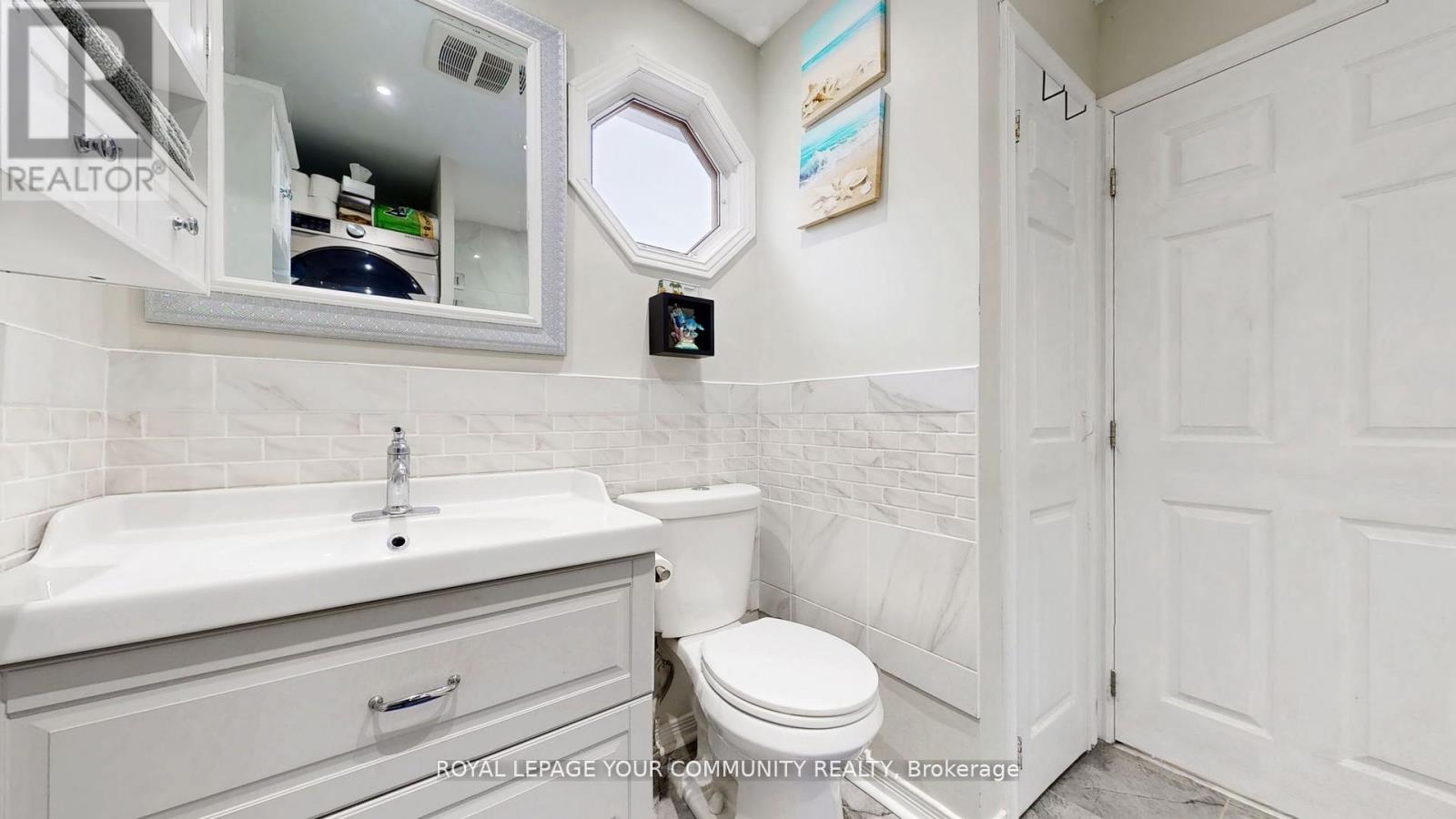 8 Hardwood Drive, Georgina, Ontario  L0E 1L0 - Photo 26 - N12207024