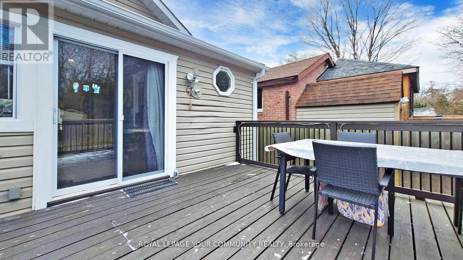 8 Hardwood Drive, Georgina (Sutton & Jackson's Point), Ontario  L0E 1L0 - Photo 31 - N12207024