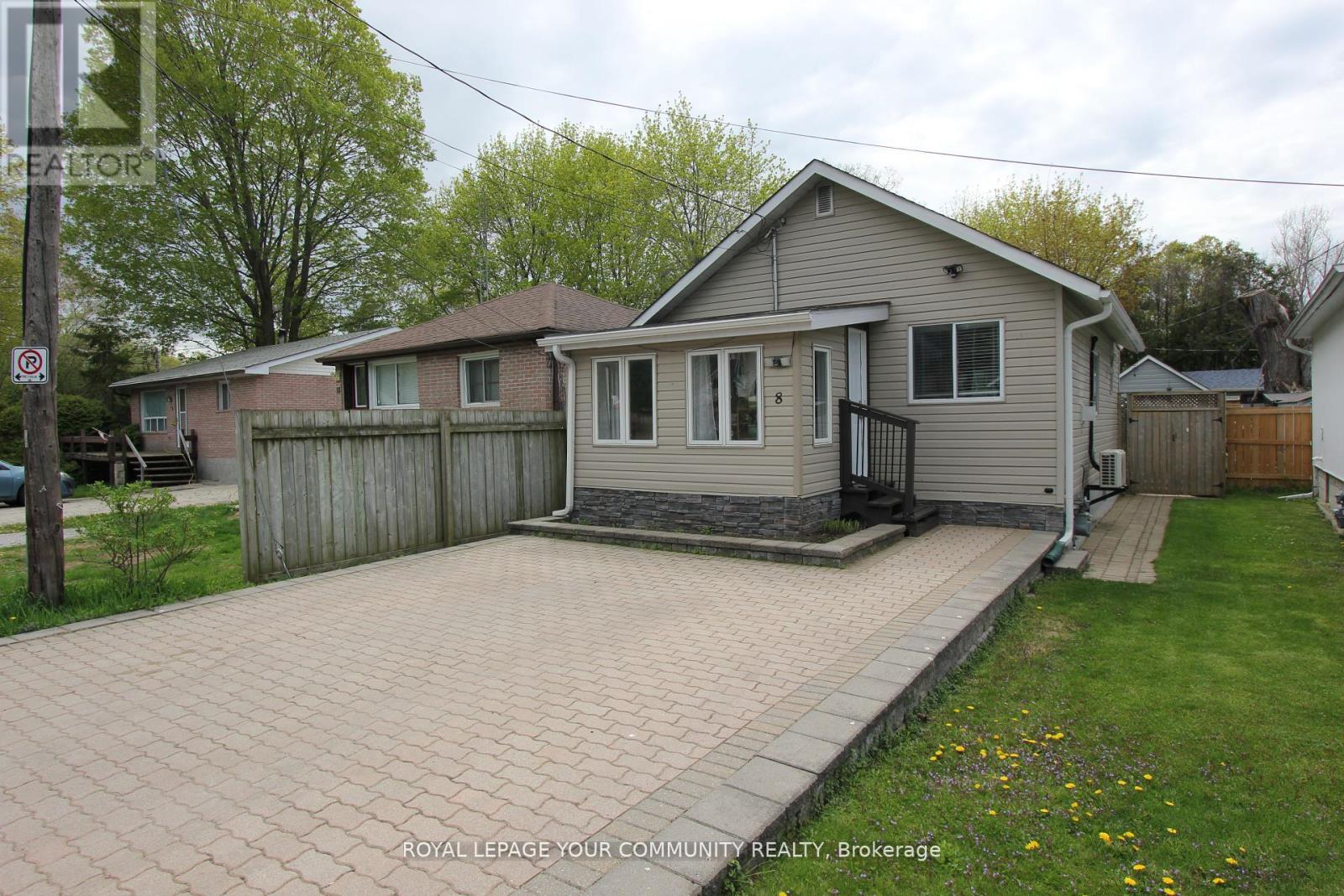 8 Hardwood Drive, Georgina, Ontario  L0E 1L0 - Photo 6 - N12207024