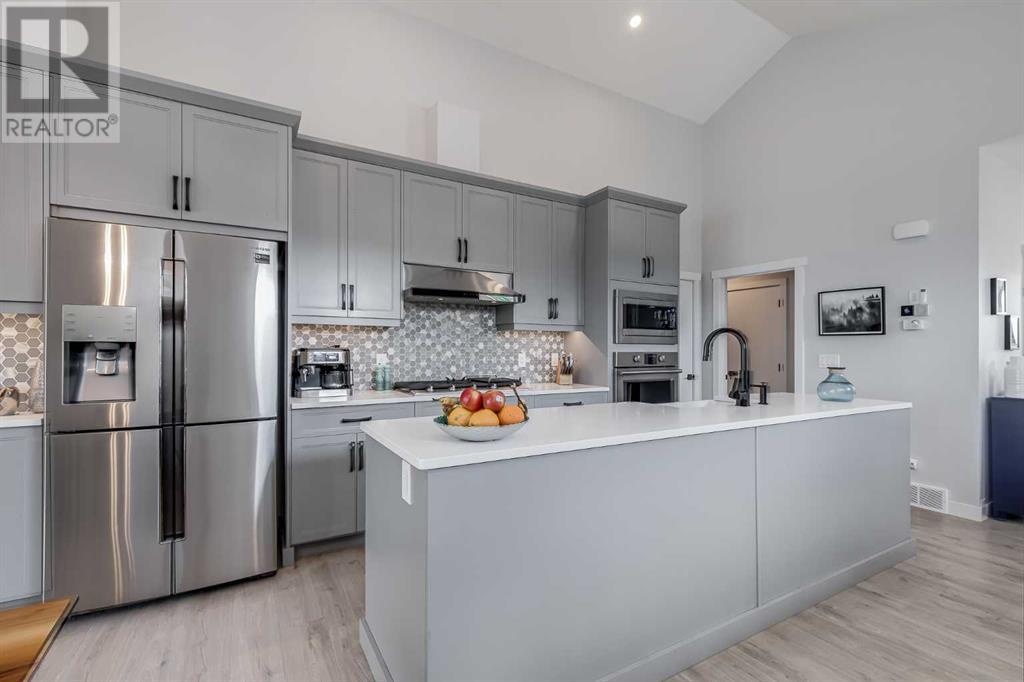 Property at 78 Creekside Way SW image 4