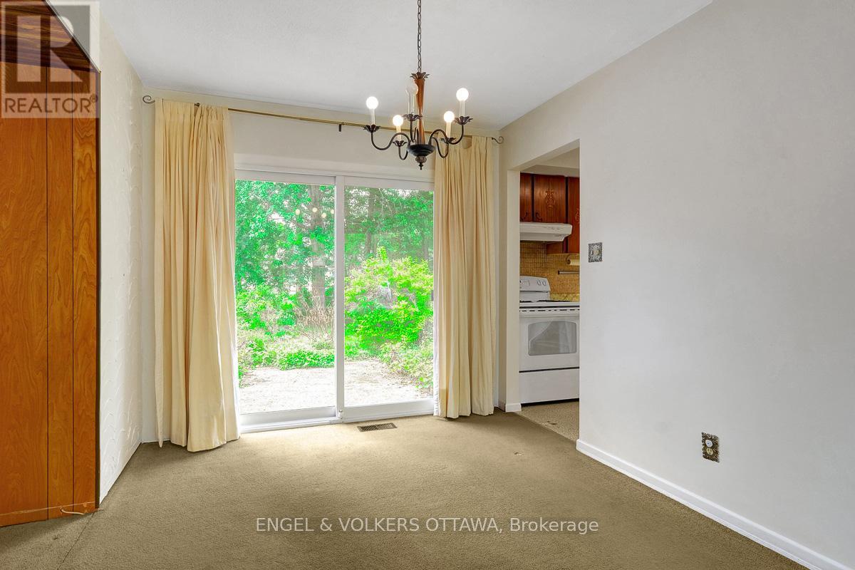 44 Gamble Drive, Ottawa, Ontario  K0A 2Z0 - Photo 11 - X12207136