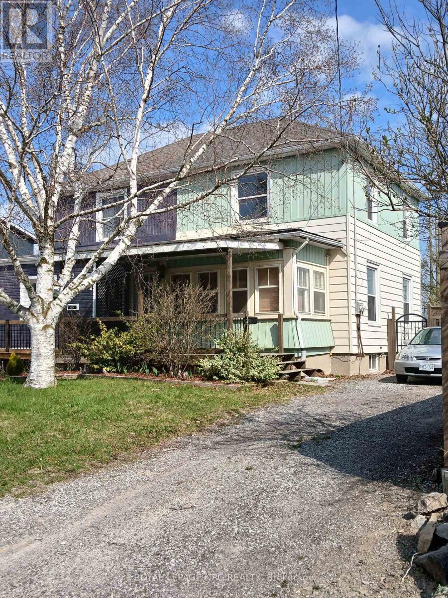 20 Hayes Road, Thorold, Ontario  L2V 1L8 - Photo 1 - X12207134