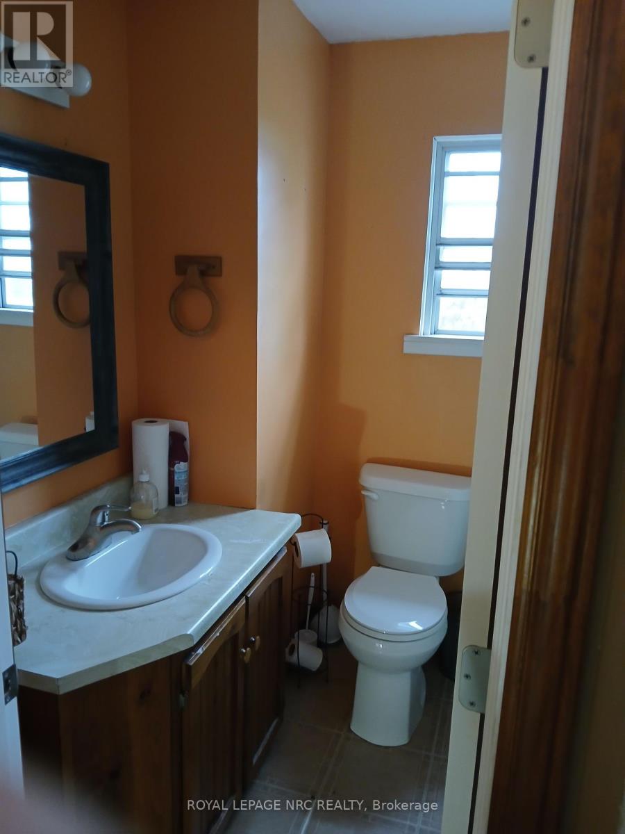 20 Hayes Road, Thorold, Ontario  L2V 1L8 - Photo 12 - X12207134