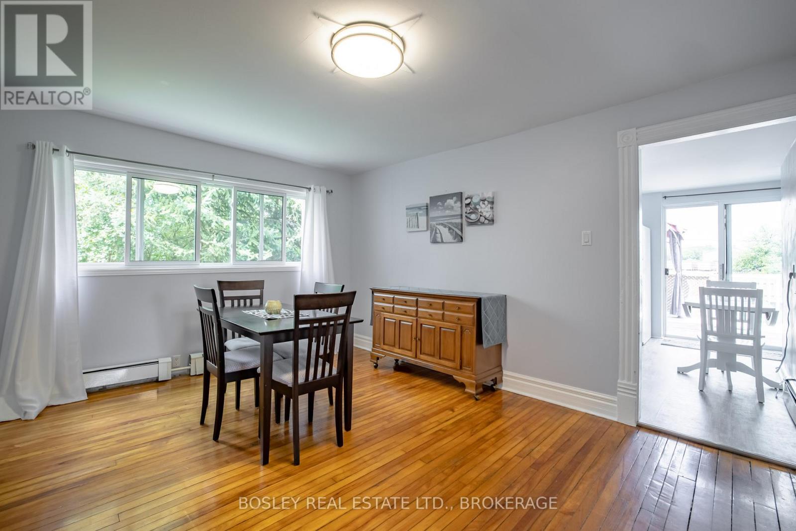 1609 Eighth Avenue, St. Catharines, Ontario  L2R 6P7 - Photo 11 - X12207135