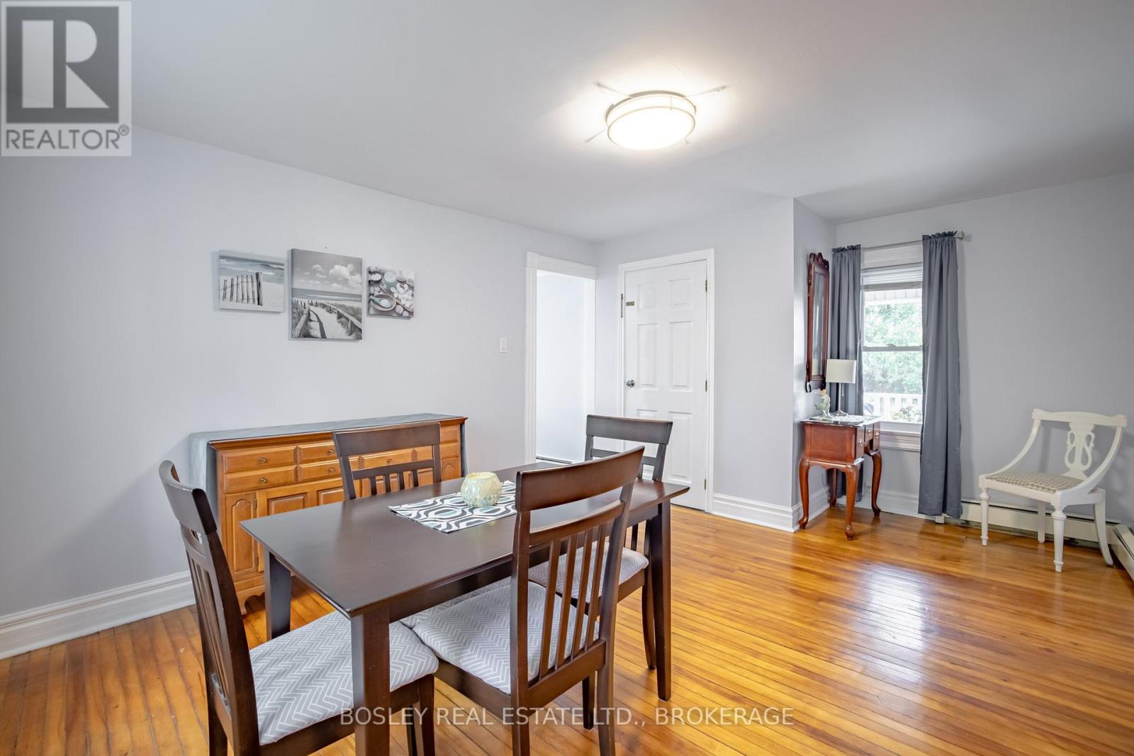 1609 Eighth Avenue, St. Catharines, Ontario  L2R 6P7 - Photo 12 - X12207135