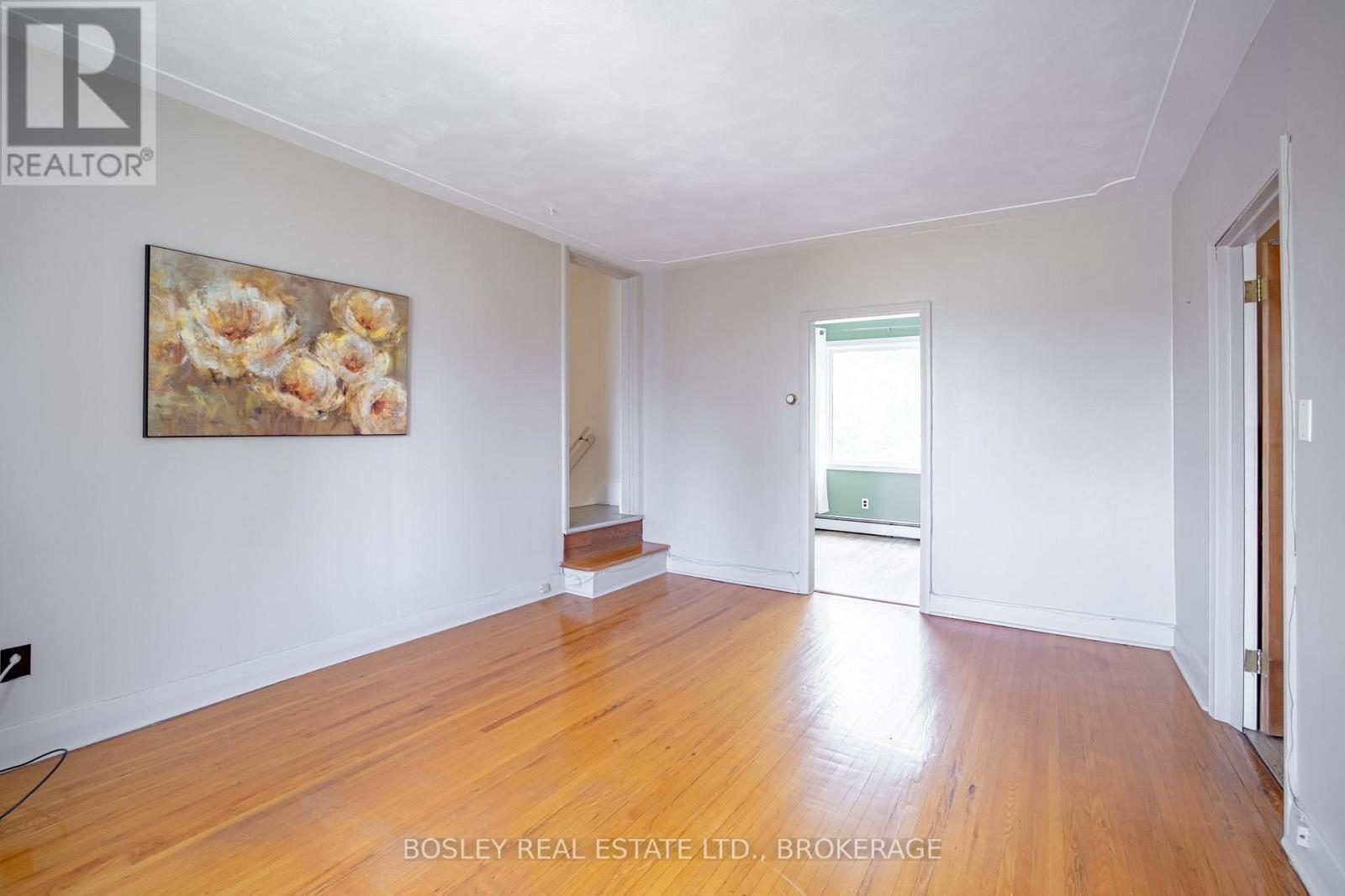 1609 Eighth Avenue, St. Catharines, Ontario  L2R 6P7 - Photo 21 - X12207135