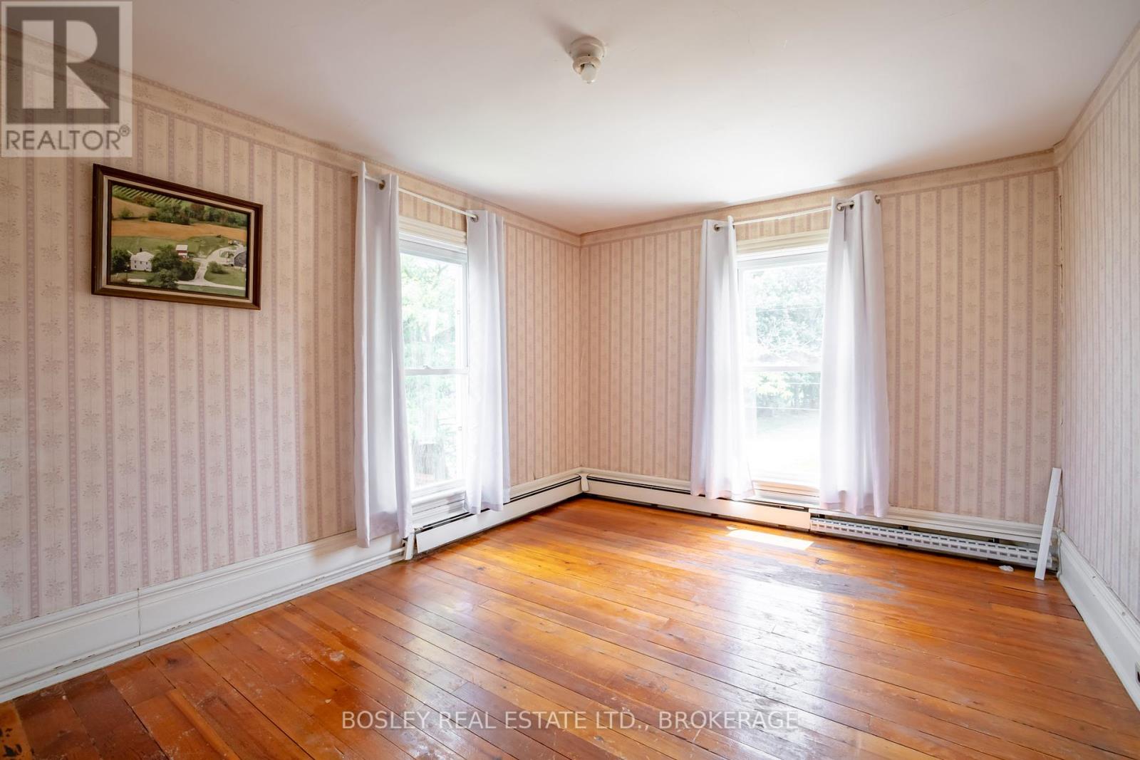 1609 Eighth Avenue, St. Catharines, Ontario  L2R 6P7 - Photo 24 - X12207135
