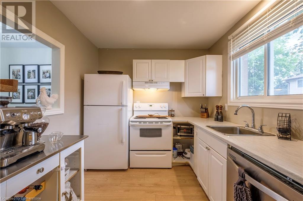 379 Darling Street Unit# 17, Brantford, Ontario  N3S 7G4 - Photo 3 - 40738981