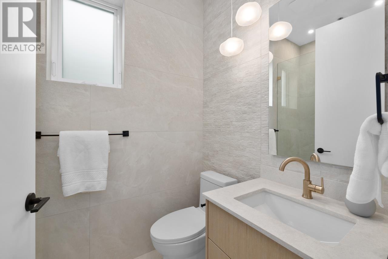 2 4579 Culloden Street, Vancouver, British Columbia  V5V 4X7 - Photo 17 - R3012810