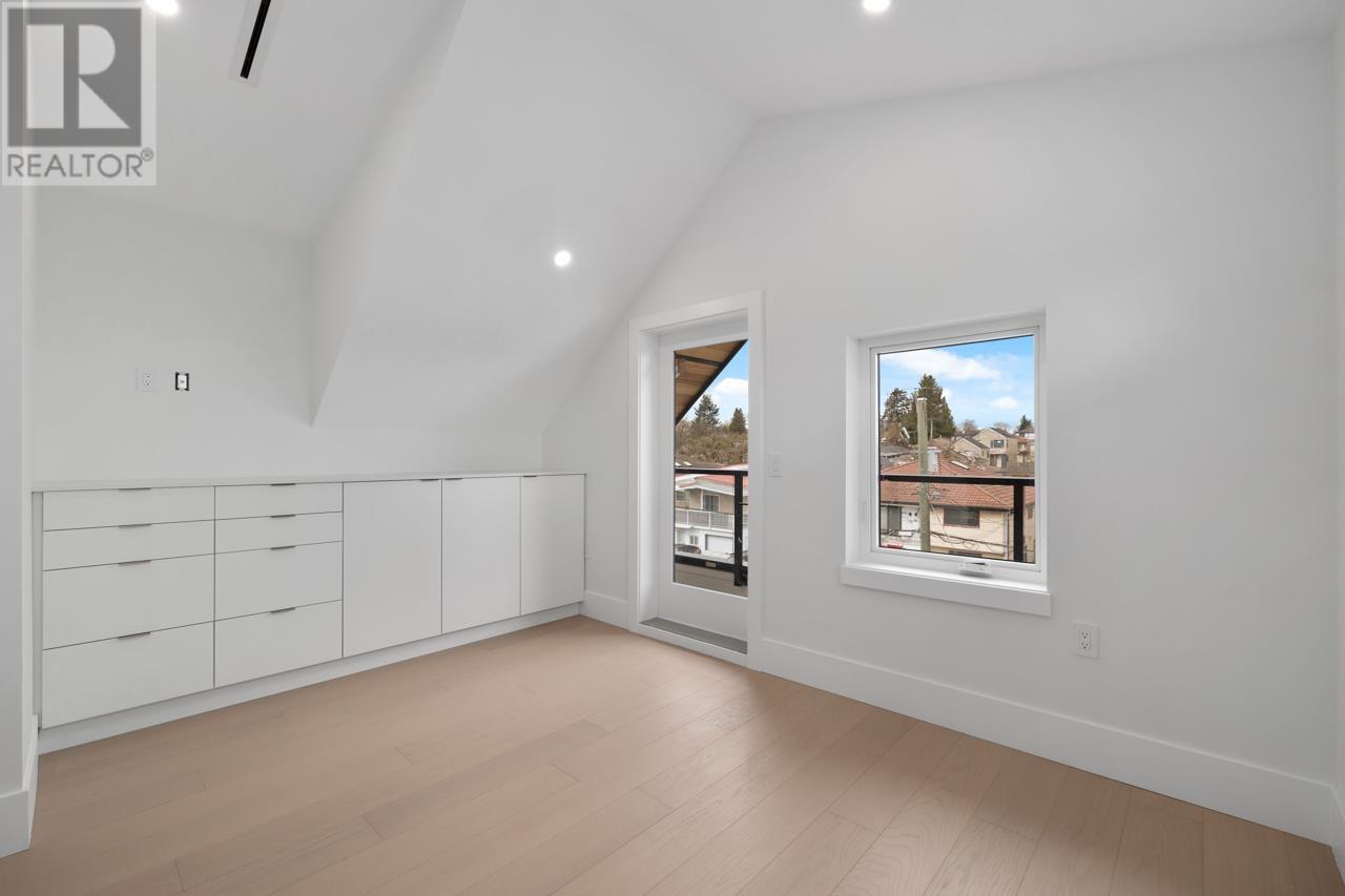 2 4579 Culloden Street, Vancouver, British Columbia  V5V 4X7 - Photo 22 - R3012810