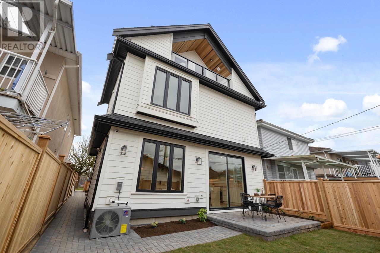2 4579 Culloden Street, Vancouver, British Columbia  V5V 4X7 - Photo 28 - R3012810