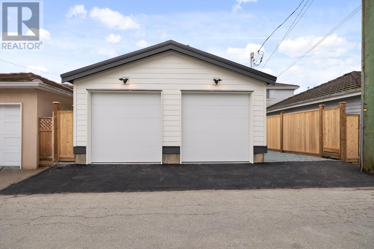 2 4579 Culloden Street, Vancouver, British Columbia  V5V 4X7 - Photo 30 - R3012810