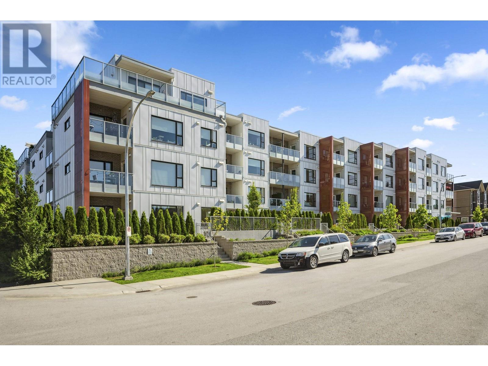 314 2345 Rindall Avenue, Port Coquitlam, British Columbia  V3C 1V3 - Photo 2 - R3012811