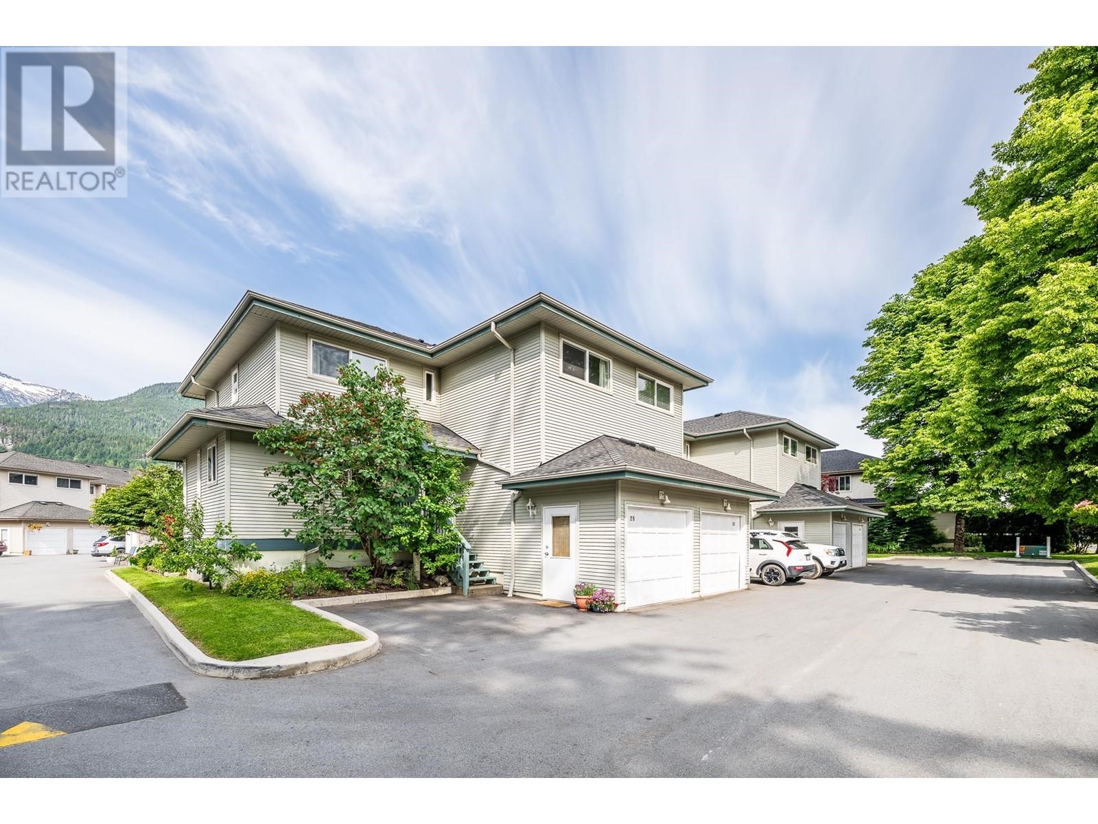 28 41449 Government Road, Squamish, British Columbia  V8B 0G4 - Photo 1 - R3012825