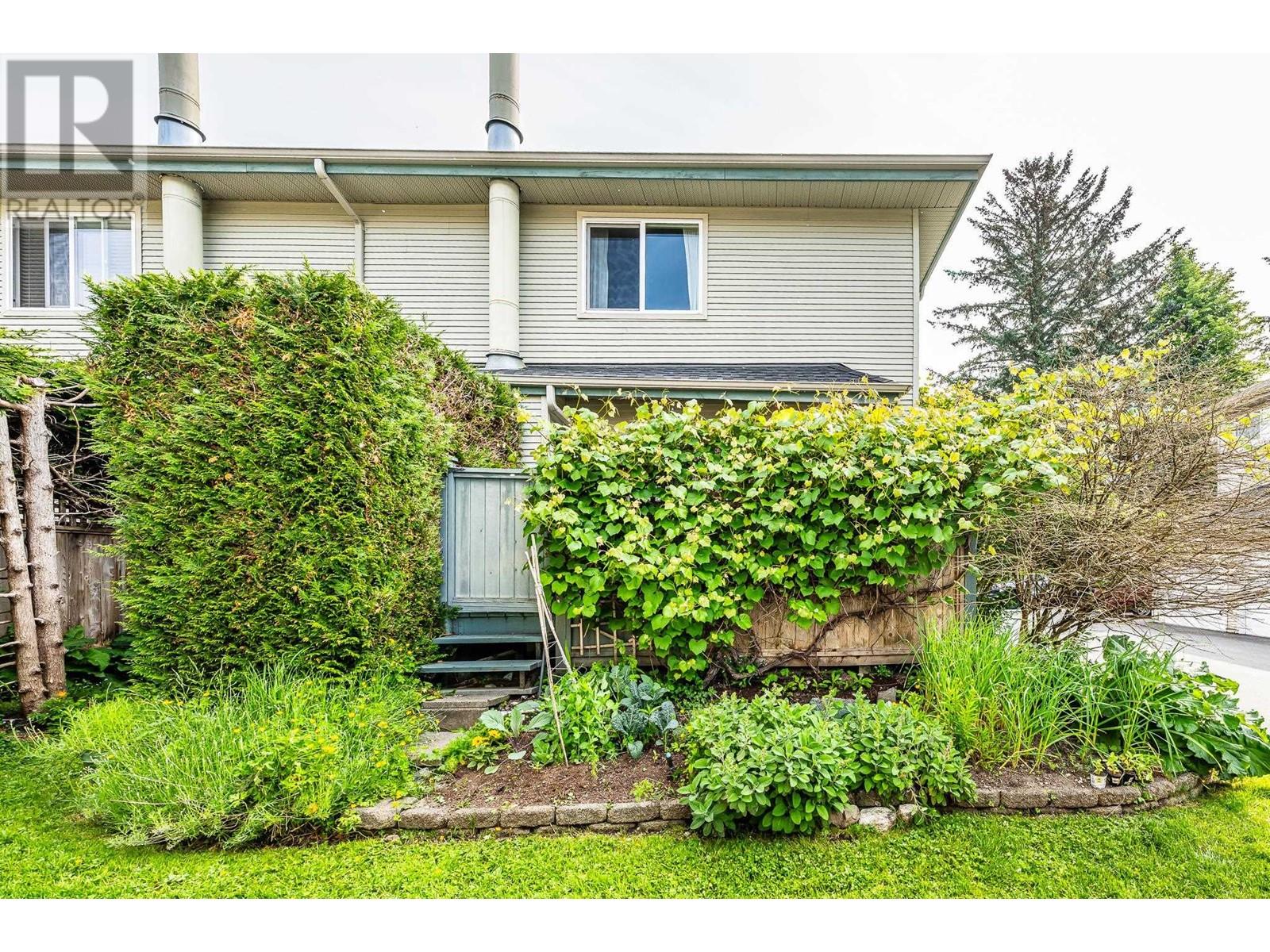 28 41449 Government Road, Squamish, British Columbia  V8B 0G4 - Photo 2 - R3012825