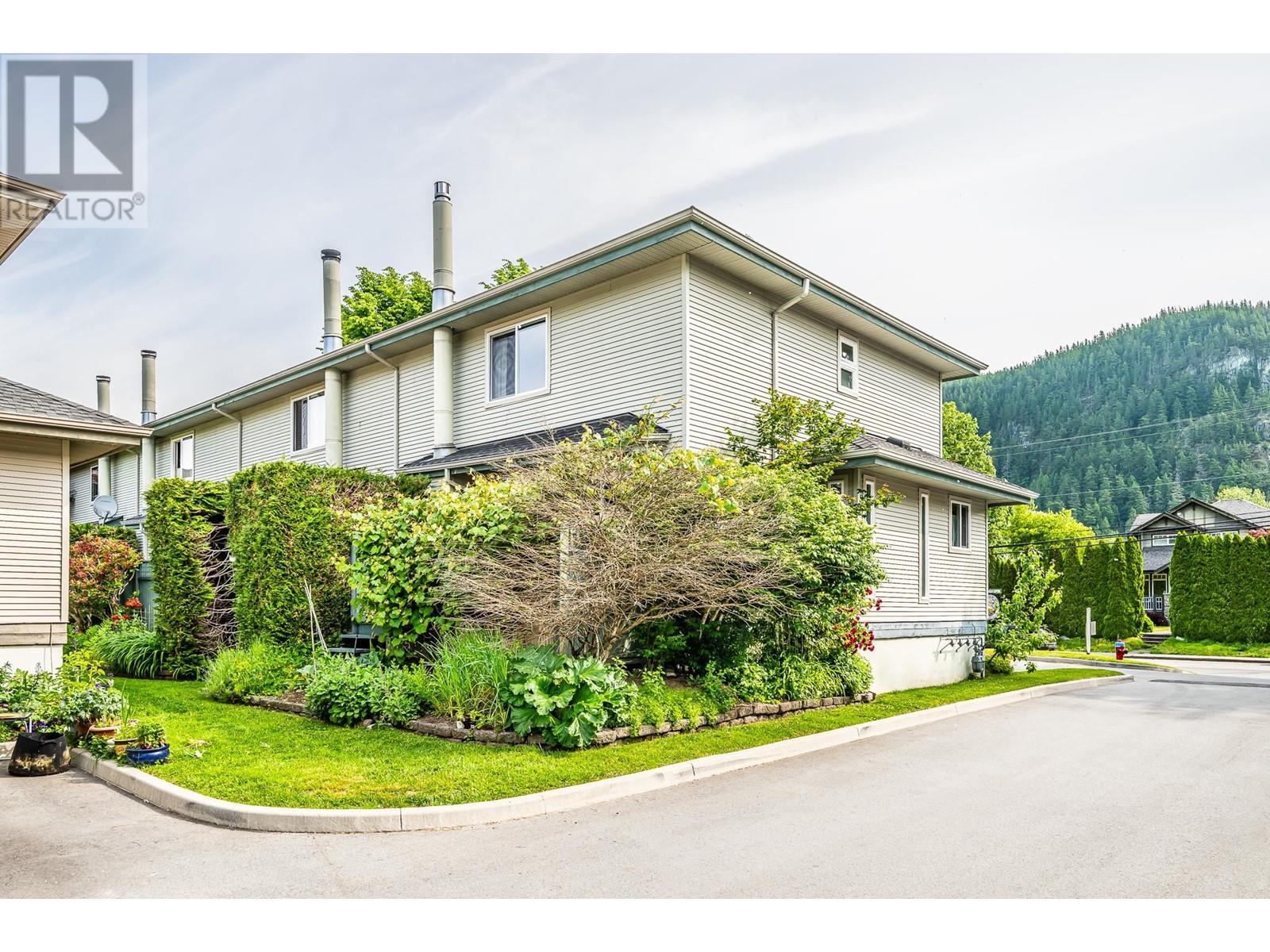 28 41449 Government Road, Squamish, British Columbia  V8B 0G4 - Photo 40 - R3012825