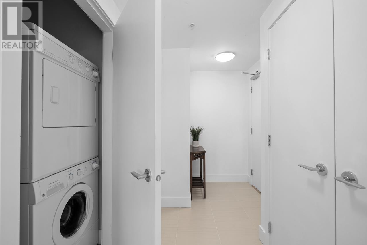 1302 158 W 13th Street, North Vancouver, British Columbia  V7M 0A7 - Photo 25 - R3012835