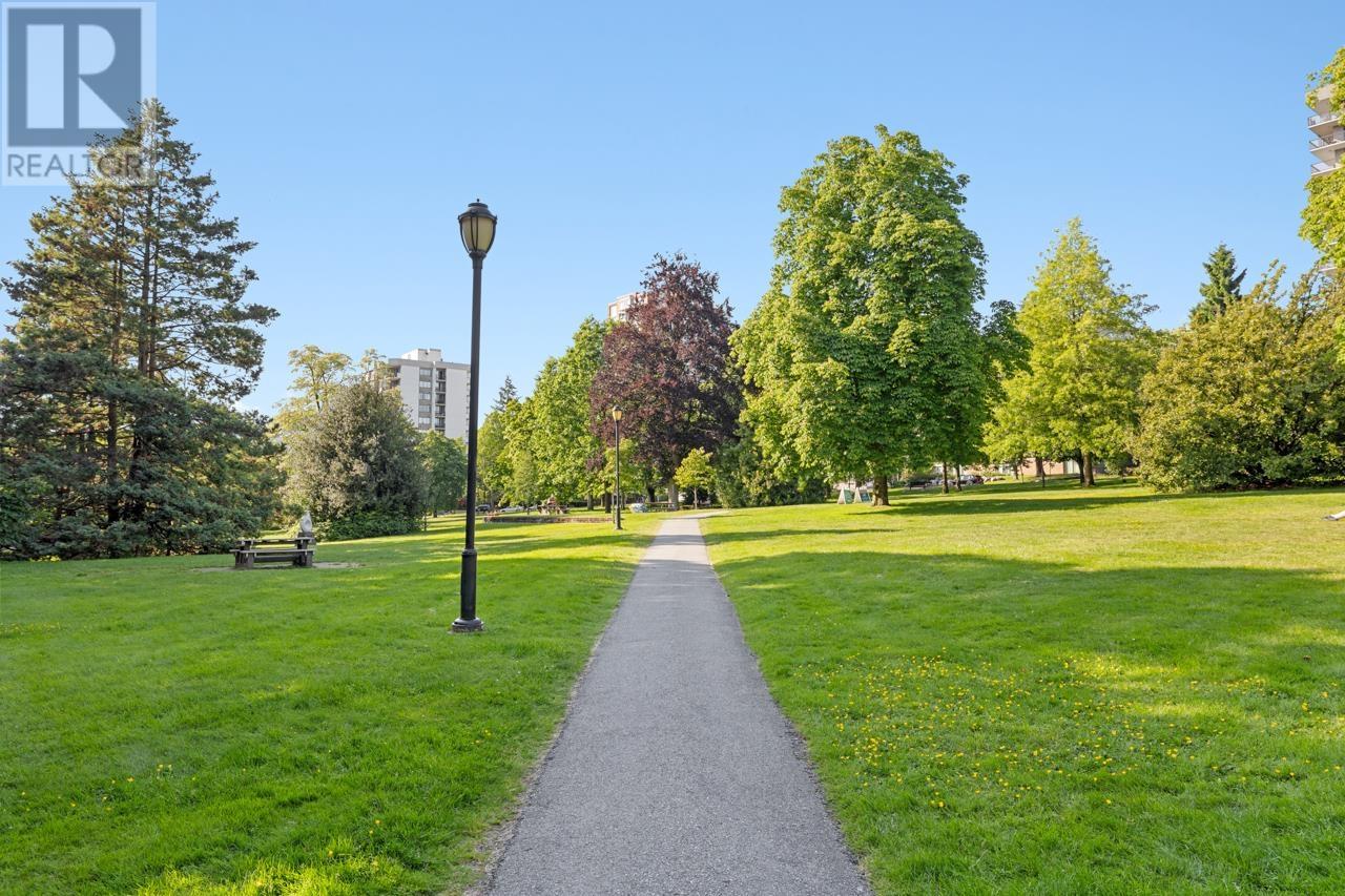 1302 158 W 13th Street, North Vancouver, British Columbia  V7M 0A7 - Photo 37 - R3012835
