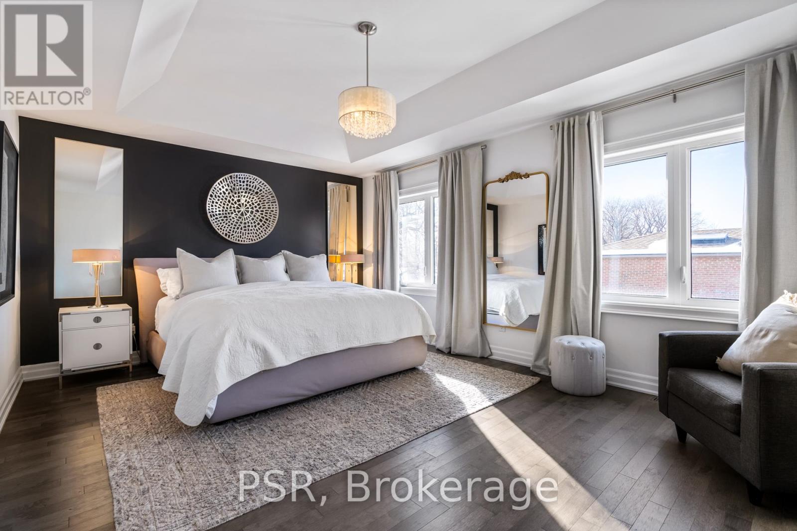 8 Willowbrook Road, Toronto, Ontario  M8Z 4A7 - Photo 16 - W12206976