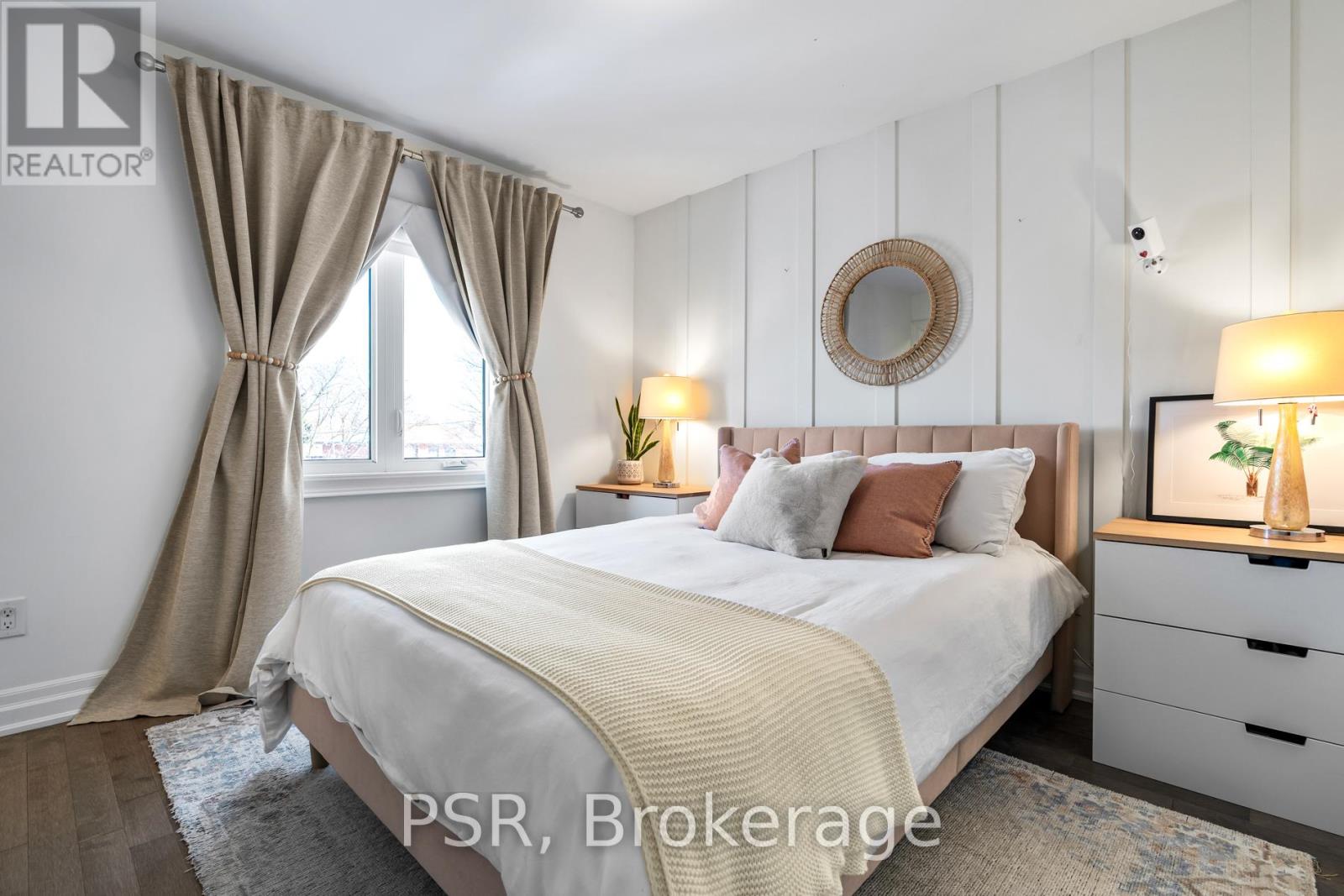 8 Willowbrook Road, Toronto, Ontario  M8Z 4A7 - Photo 23 - W12206976