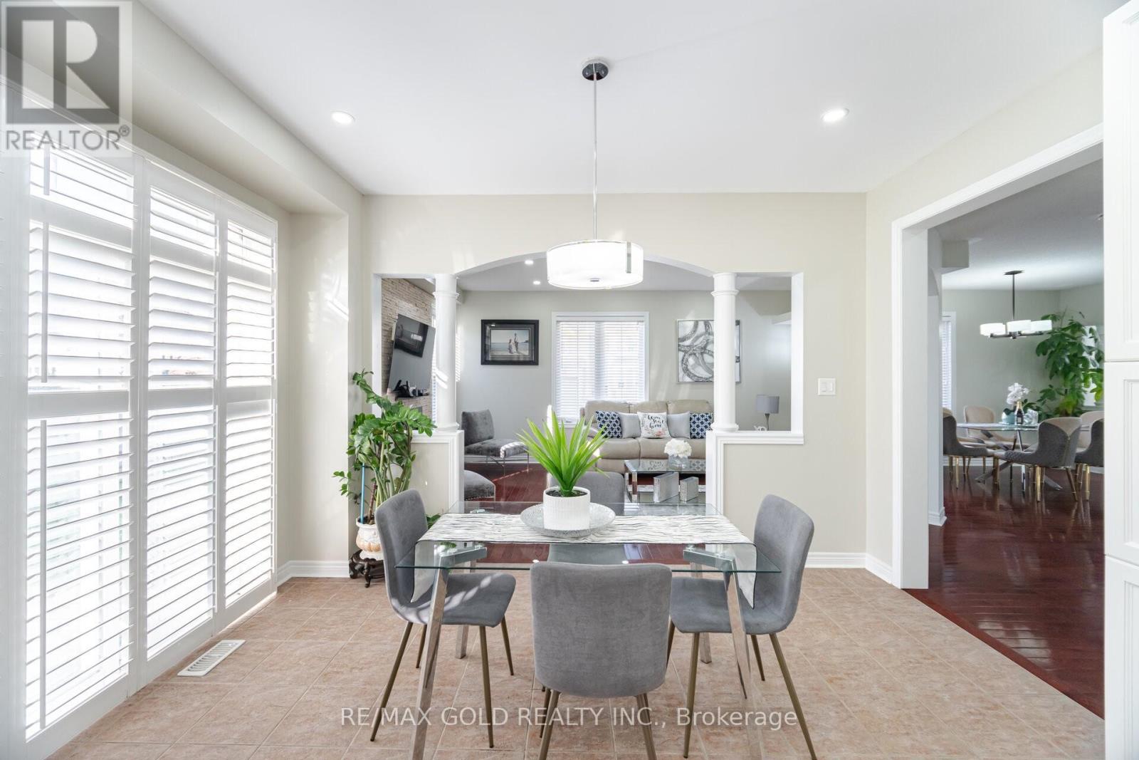 4 Fanfare Place, Brampton (Bram East), Ontario  L6P 3E2 - Photo 10 - W12207018
