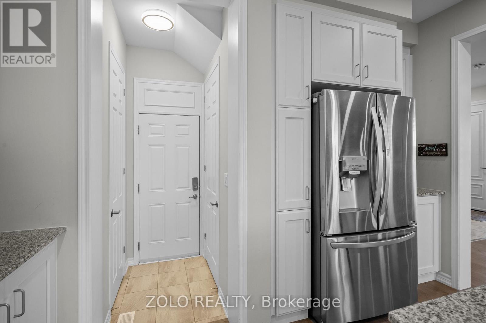 2 Circus Crescent, Brampton, Ontario  L7A 0H1 - Photo 19 - W12207031