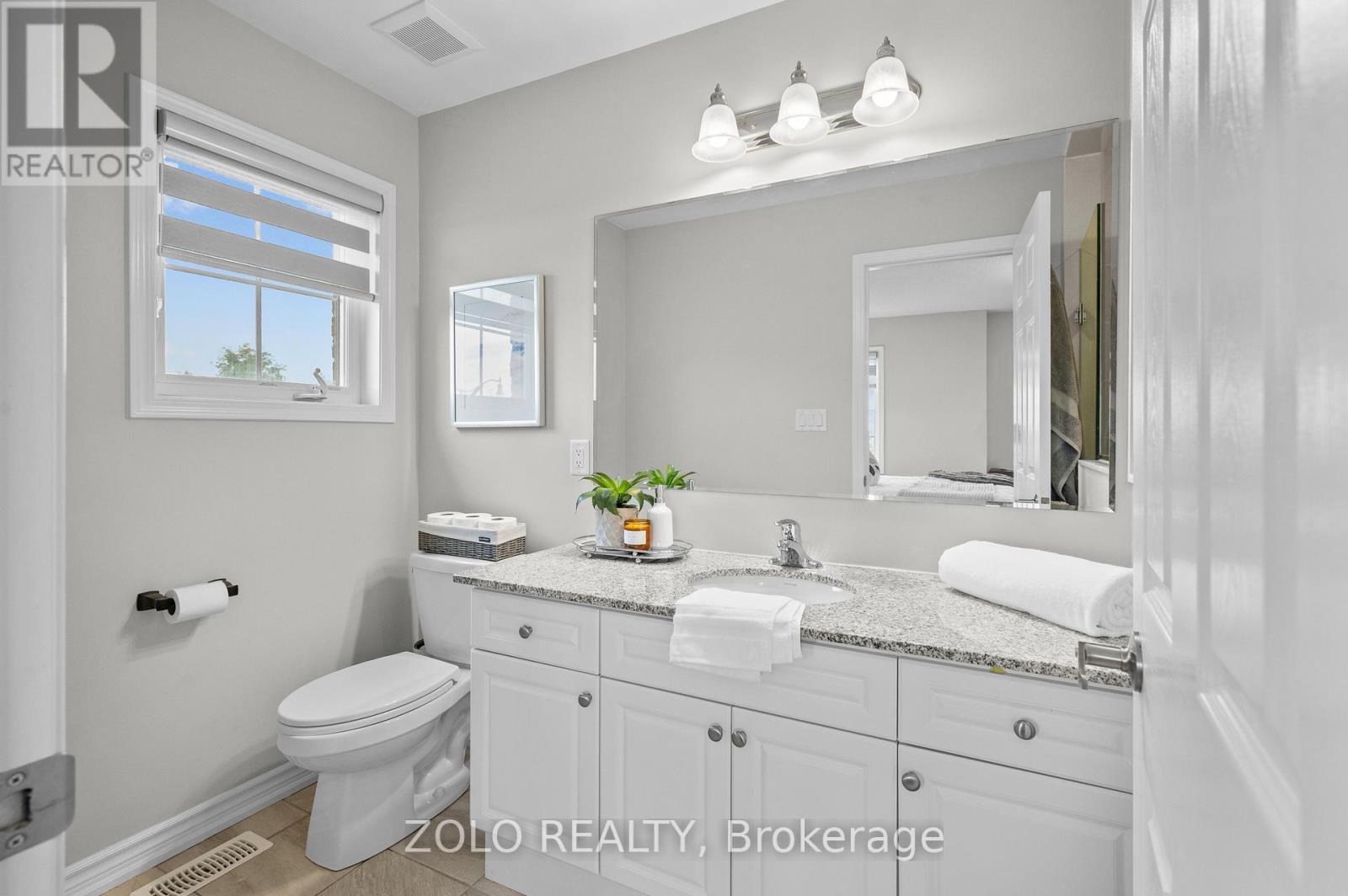 2 Circus Crescent, Brampton, Ontario  L7A 0H1 - Photo 33 - W12207031