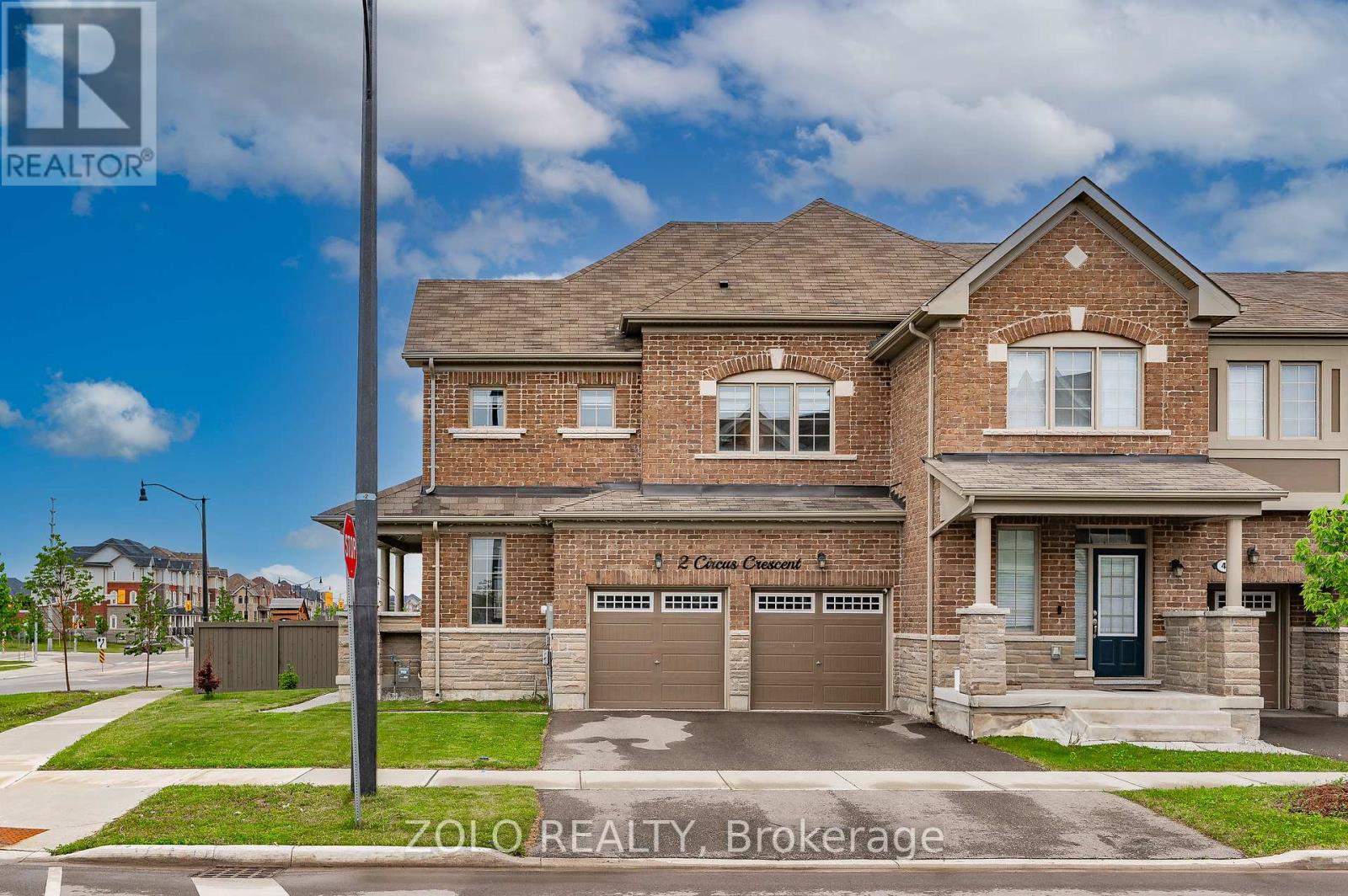 2 Circus Crescent, Brampton, Ontario  L7A 0H1 - Photo 4 - W12207031