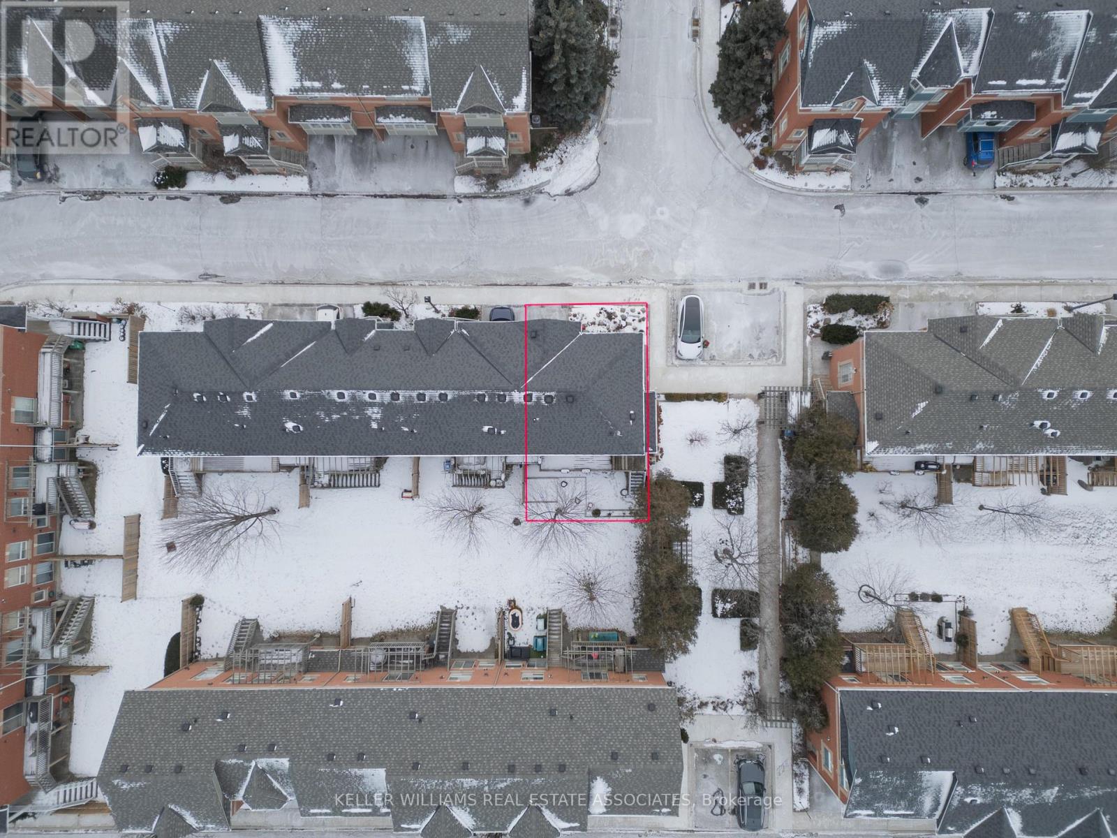 1 - 5031 East Mill Road, Mississauga, Ontario  L5V 2M5 - Photo 3 - W12207045