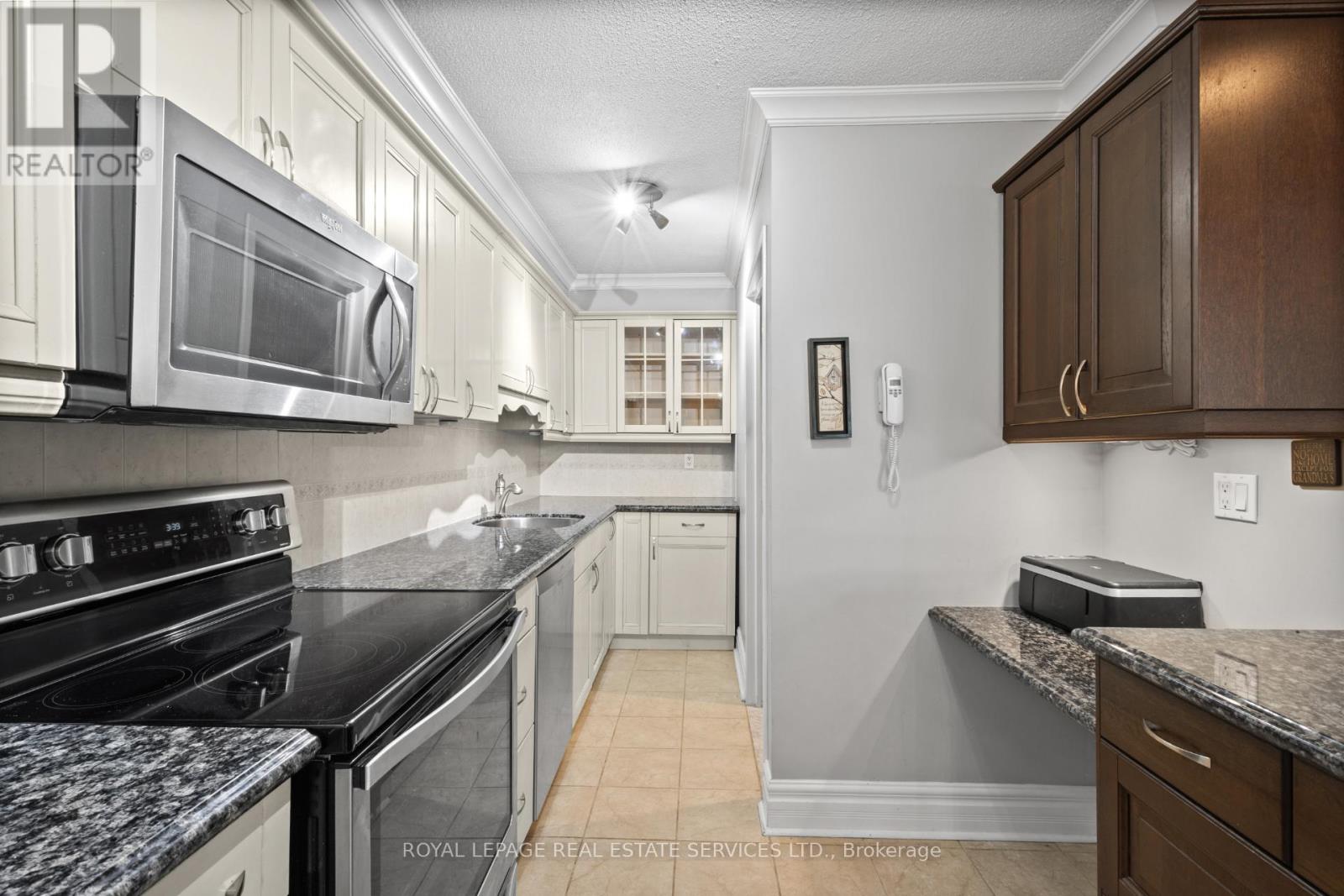 A14 - 296 Mill Road, Toronto, Ontario  M9C 4X8 - Photo 13 - W12207051