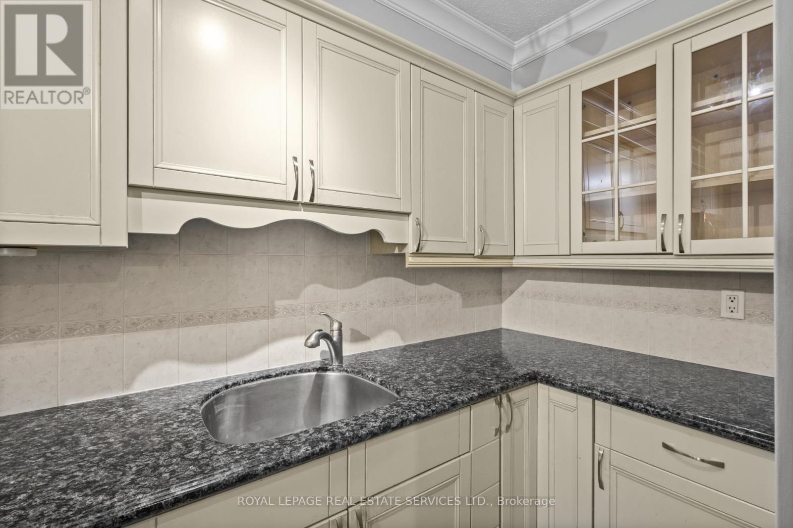A14 - 296 Mill Road, Toronto, Ontario  M9C 4X8 - Photo 15 - W12207051