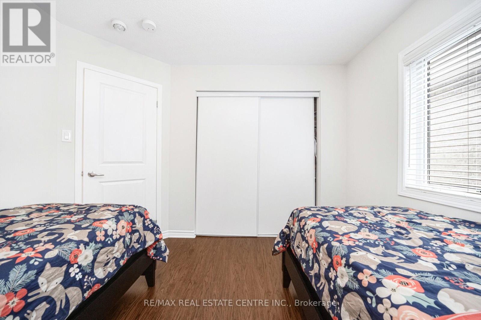 343 Emmett Landing, Milton, Ontario  L9E 0A6 - Photo 31 - W12207061