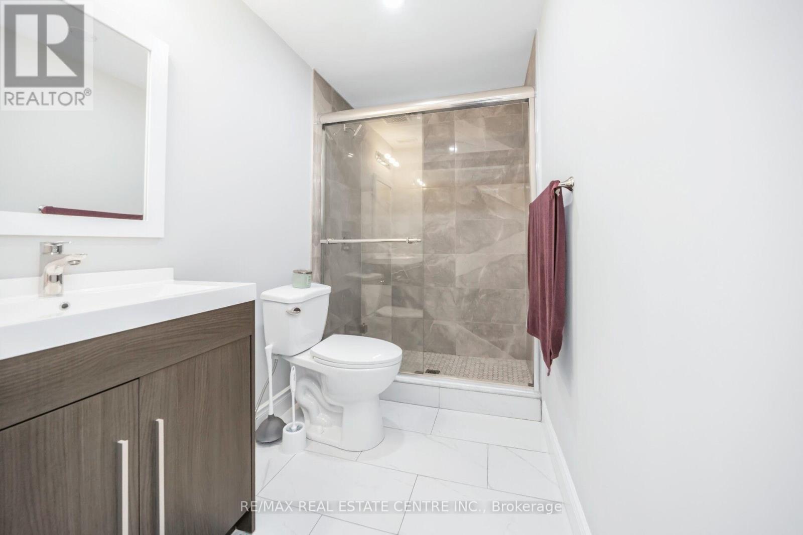 343 Emmett Landing, Milton, Ontario  L9E 0A6 - Photo 42 - W12207061