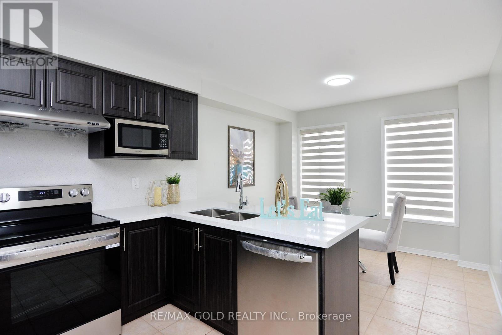 73 - 57 Brickyard Way, Brampton, Ontario  L6V 4M3 - Photo 10 - W12207078
