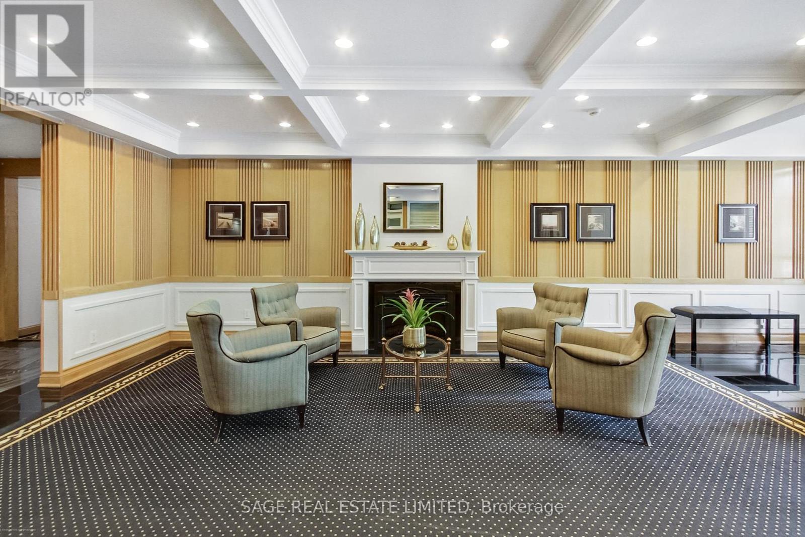 309 - 20 Southport Street, Toronto (High Park-Swansea), Ontario  M6S 4Y8 - Photo 2 - W12207080