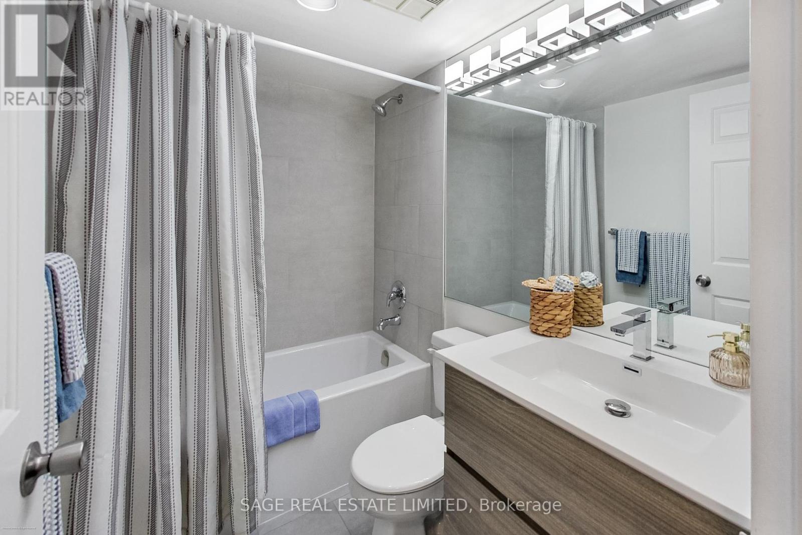 309 - 20 Southport Street, Toronto (High Park-Swansea), Ontario  M6S 4Y8 - Photo 21 - W12207080