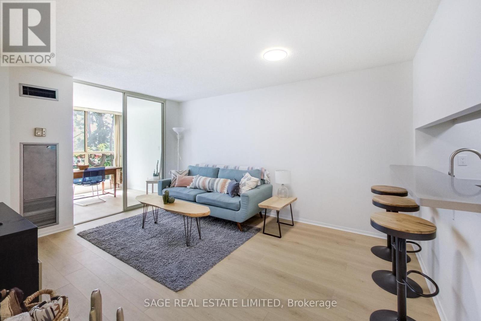 309 - 20 Southport Street, Toronto (High Park-Swansea), Ontario  M6S 4Y8 - Photo 6 - W12207080