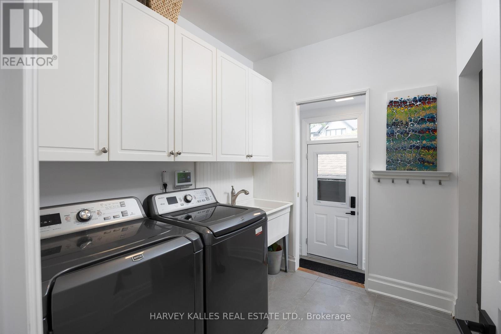 30 Nottingham Drive, Toronto, Ontario  M9A 2W5 - Photo 25 - W12207097